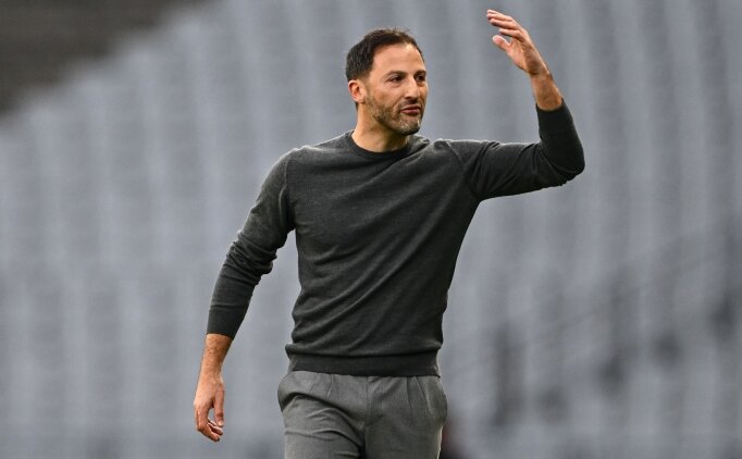 Hoca de�irmeni fren yapt�: Domenico Tedesco