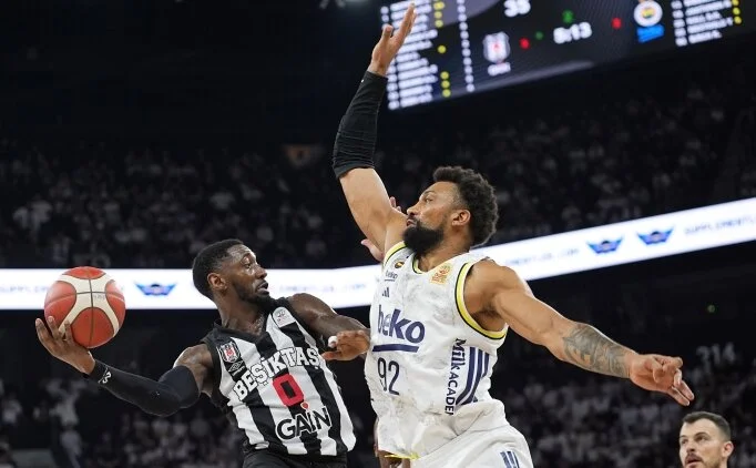 Fenerbah�e, Be�ikta�'�n serisini bitirdi