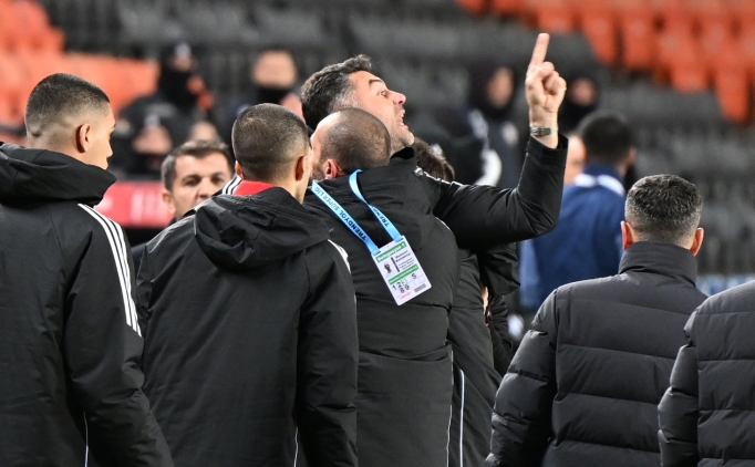 Burak Y�lmaz ��ld�rd�! Hakemin �zerine y�r�d�!