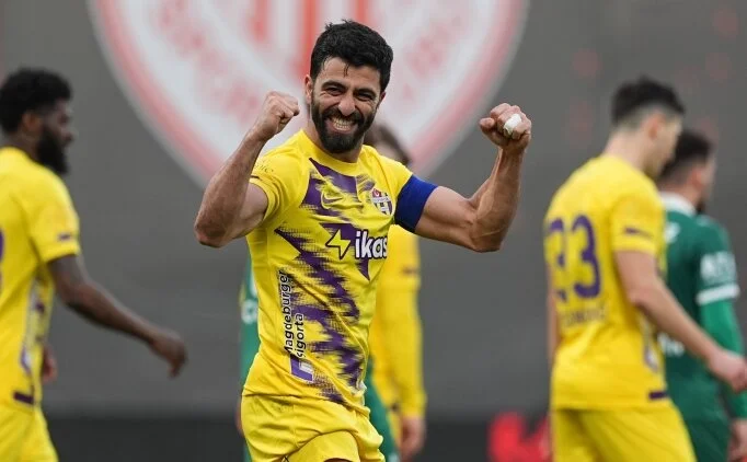 Umut Bozok'tan Galatasaray itiraf�!