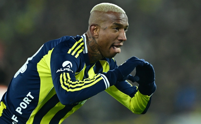 Fenerbah�e f�rsat� de�erlendirdi; fark 1'e indi