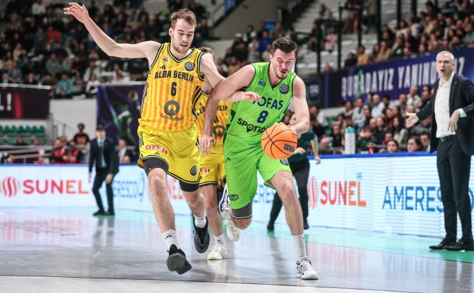 TOFA� evinde yenildi, Alba Berlin seride �ne ge�ti!