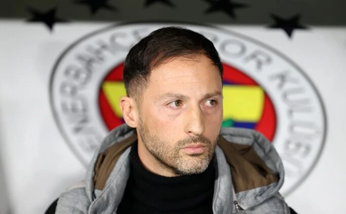 Fenerbah�e, UEFA Avrupa Ligi kadrosunu g�ncelledi