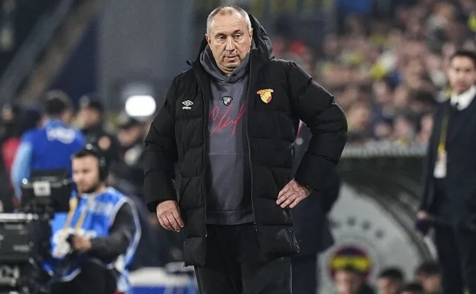 Stanimir Stoilov: 'Futbol �ans� da laz�m!'