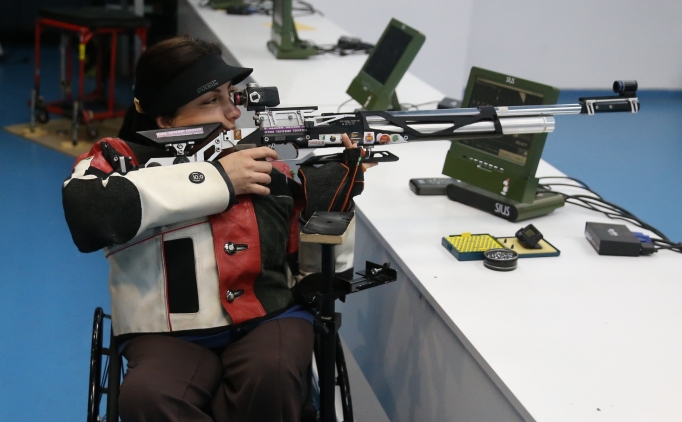 Milli paralimpik at�c� �a�la Ba�, 2028'de madalya hedefliyor