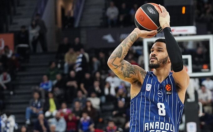 Anadolu Efes, EuroLeague'de Monaco'yu a��rlayacak