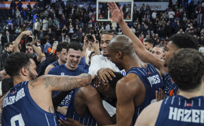 Anadolu Efes, EuroLeague'de Virtus Bologna'y� a��rlayacak