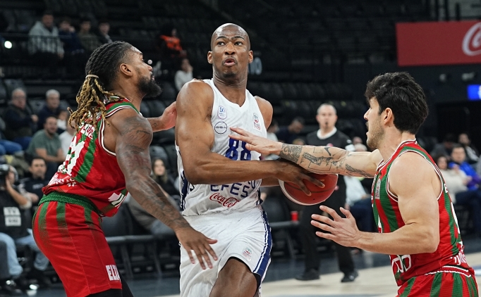 Anadolu Efes, Kar��yaka kar��s�nda kazand�
