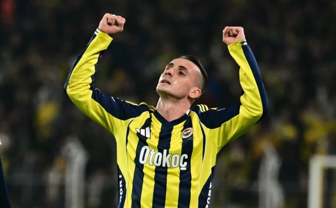 Kerem Akt�rko�lu, Fenerbah�eli taraftarlara seslendi