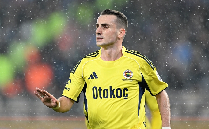 Kerem'den Fenerbah�e formas�yla bir ilk