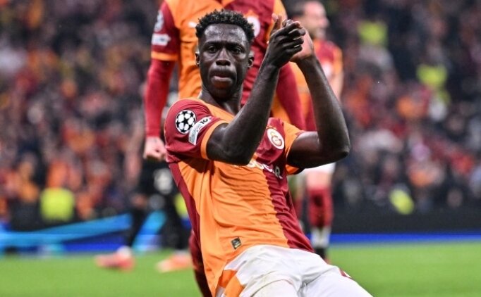 Galatasaray'da Davinson Sanchez geli�mesi