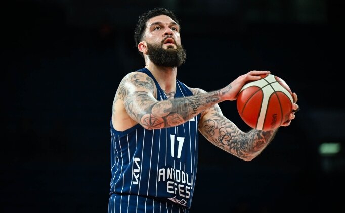 Anadolu Efes, Tel Aviv ma��n� Belgrad'da oynayacak