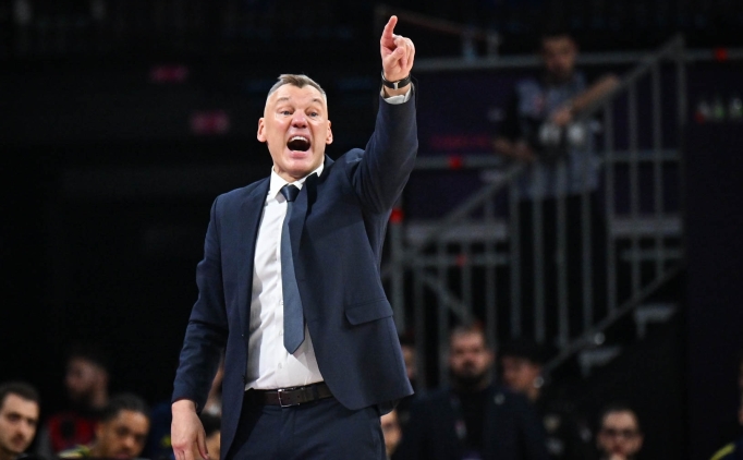 Fenerbah�e Beko, evinde Partizan'la kar��la�acak 