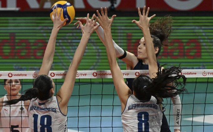 Nil�fer Belediyespor, Bah�elievler'e set vermedi