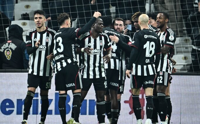 Be�ikta� y�ksek u�uyor!