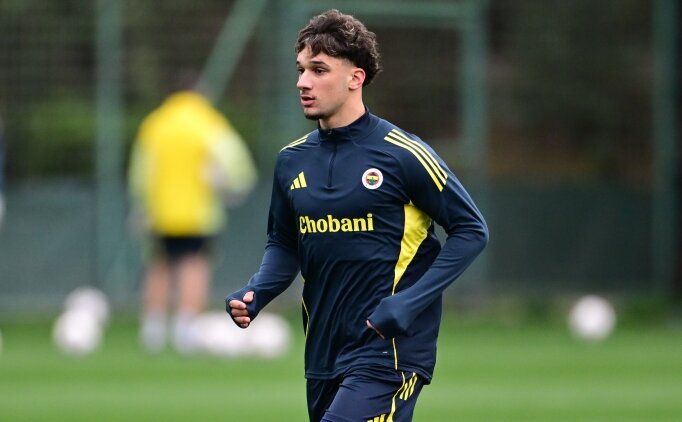 Fenerbah�e, Galatasaray'dan resmen transfer etti!