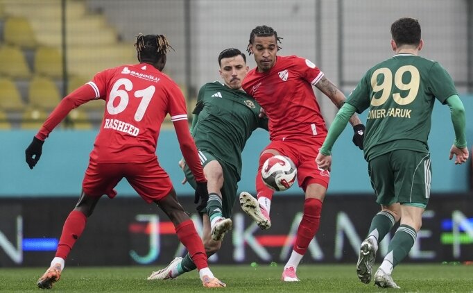 Esenler Erokspor, zirve yar���nda hata yapmad�!