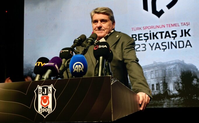 Serdal Adal� derbiden erken ayr�ld�