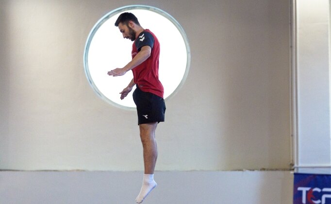 H�seyin Engin g�z�n� zirveye dikti