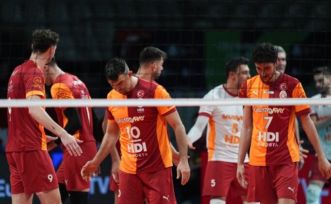 Galatasaray yar� final umutlar�n� r�van�a b�rakt�!