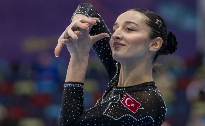 Artistik Cimnastik D�nya Kupas�'n�n 2. g�n� sonland�