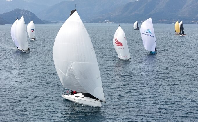 Marmaris MIYC K�� Trofesi Yat Yar��lar�'n�n 4. aya�� ba�lad�