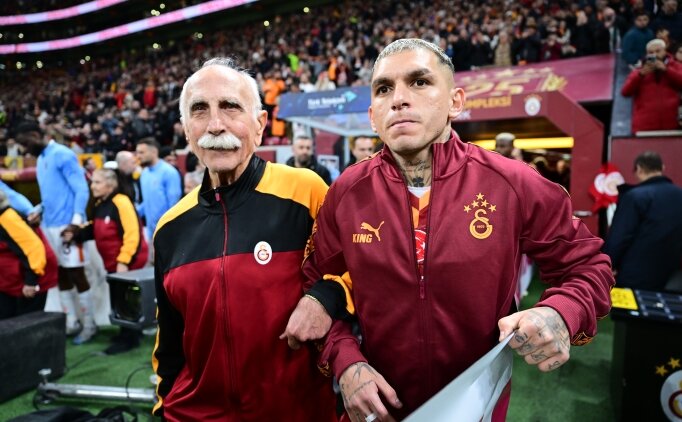 Galatasaray'da Torreira'ya �zel pankart