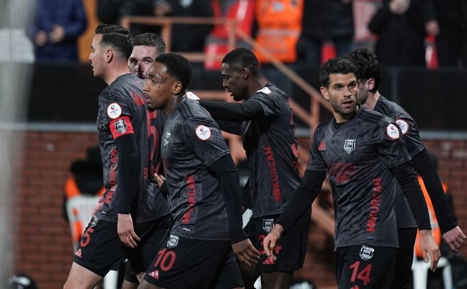 Pendikspor'dan sakatl�klar hakk�nda a��klama!