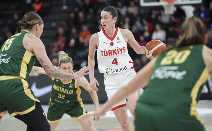 Potan�n Perileri, Avustralya'ya ma�lup!