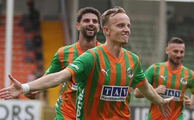 Alanyasporlu Hadergjonaj'dan Kosova - T�rkiye e�le�mesi i�in a��klama!