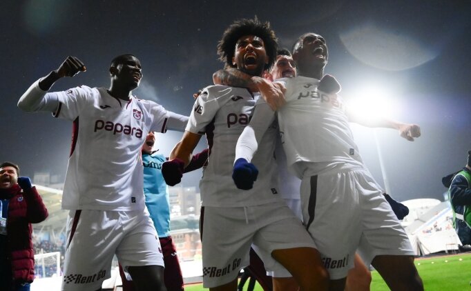 Felipe Augusto: 'Gol ve 3 puan i�in mutluyum'