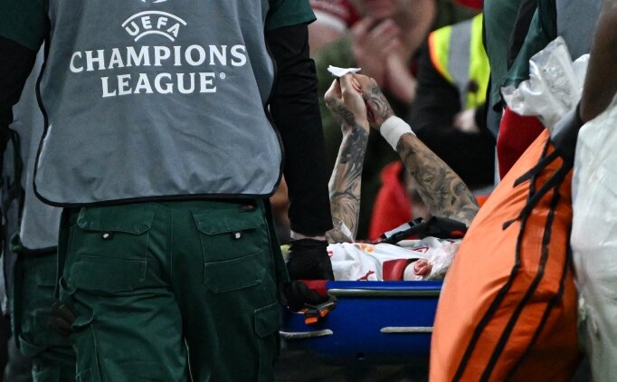 Liverpool, Noa Lang sonras� reklam panolar�n� de�i�tirdi!