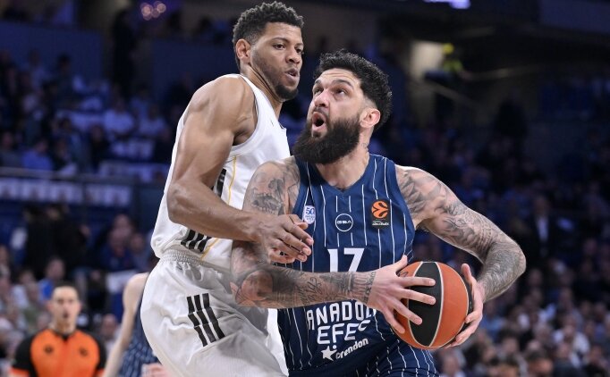 Anadolu Efes'in konu�u Partizan!