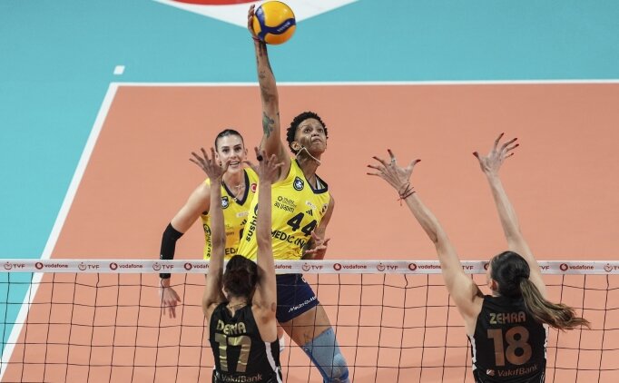 Melissa Vargas ve Zehra G�ne� aras�nda so�uk r�zgar!