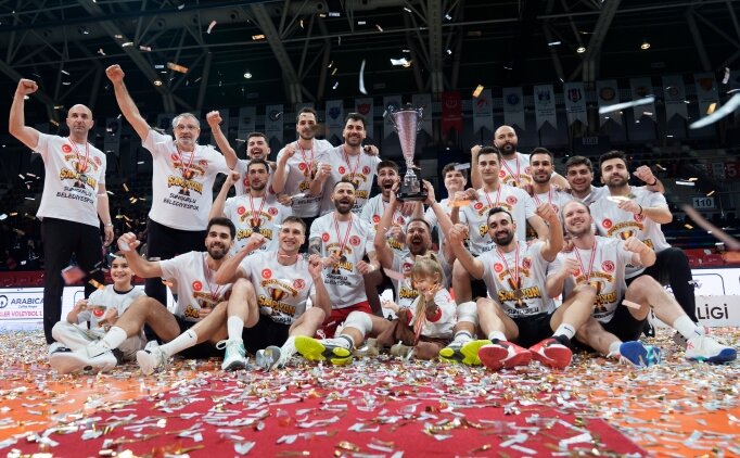 Sungurlu Belediyespor, Efeler Ligi'ne y�kseldi!