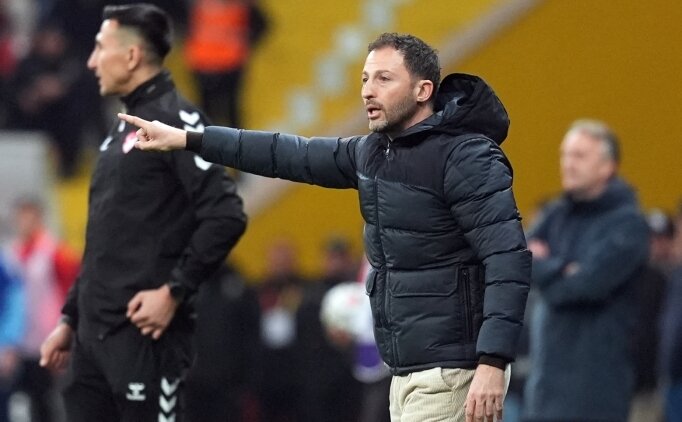 Tedesco'dan derbide 3 de�i�iklik!