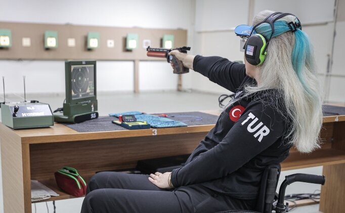 Aysel �zgan: 'Hedefim Los Angeles Paralimpik Oyunlar�'nda birinci olmak'