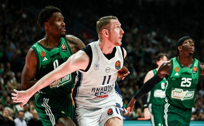 Anadolu Efes, son hafta farkl� kaybetti