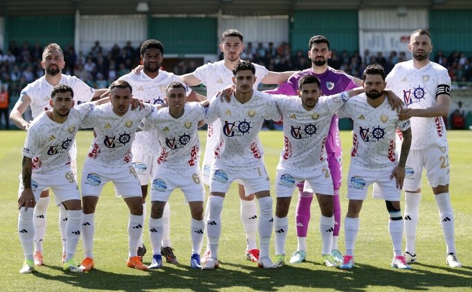 1. Lig'de �ampiyon Erzurumspor! D��en son tak�m Serik Belediyespor!