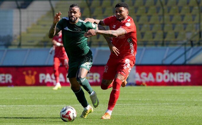 Ke�i�reng�c� evinde f�rsat� ka��rmad�!