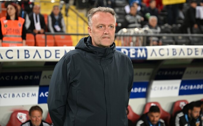 Erling Moe: 'T�rkiye'deki insanlar k���ms�yor'