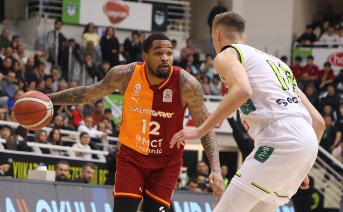 Galatasaray MCT Technic, erteleme ma��nda kazand�