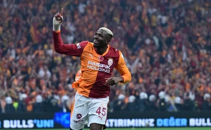 Victor Osimhen gollerine devam ediyor
