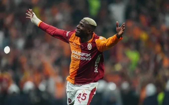 Galatasaray'da i� saha serisi s�r�yor