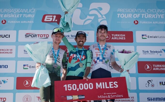 T�rkiye Bisiklet Turu'nun ���nc� etab�nda Ivan Ramiro Sosa birinci oldu