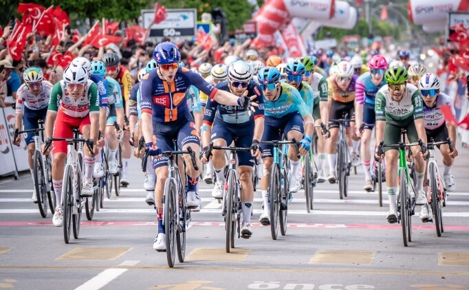 61. Cumhurba�kanl��� Bisiklet Turu'nda Kemer etab� tamamland�