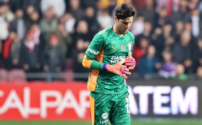 Batuhan �en, Galatasaray formas�yla ilk lig ma��na ��kt�
