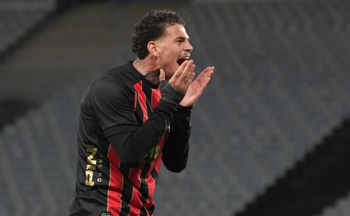 Fatih Karag�mr�k, ligde direniyor!