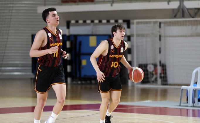18 Ya� Alt� Erkekler Basketbol �ampiyonas� Sivas'ta ba�lad�