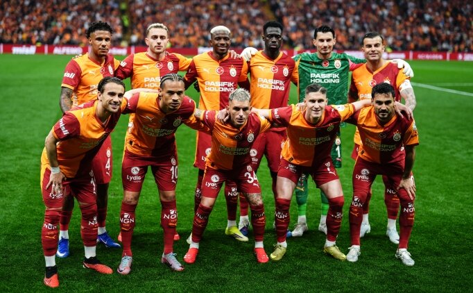 Galatasaray'da 4 futbolcudan bir ilk!